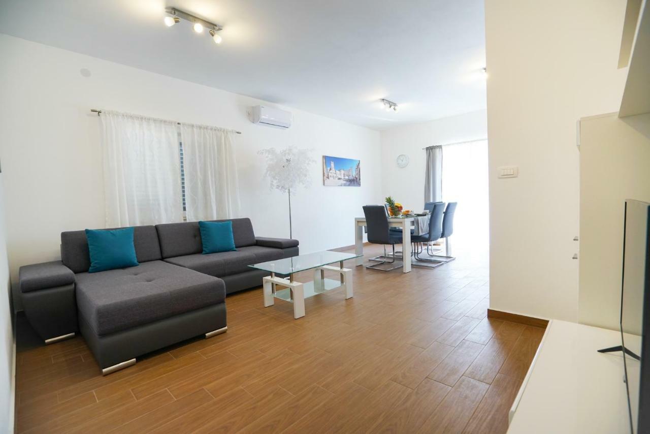 Tj Apartment 2 Zadar Ngoại thất bức ảnh
